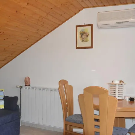 アパート Bakuk スタリー・グラード